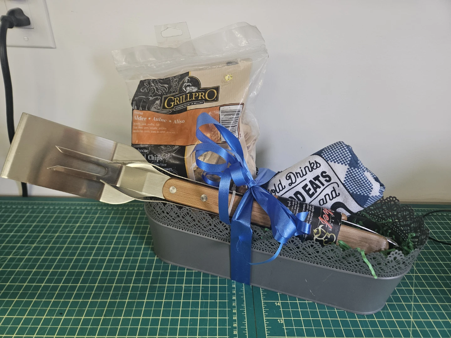 Father's Day Baskets, Assorted  $15 to $25 - photo 2