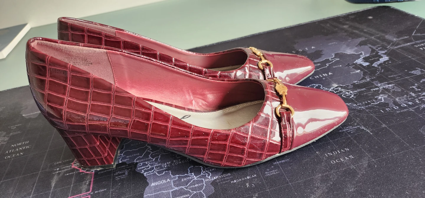 Maroon Croc Embossed Block Heel Shoes - Size 11