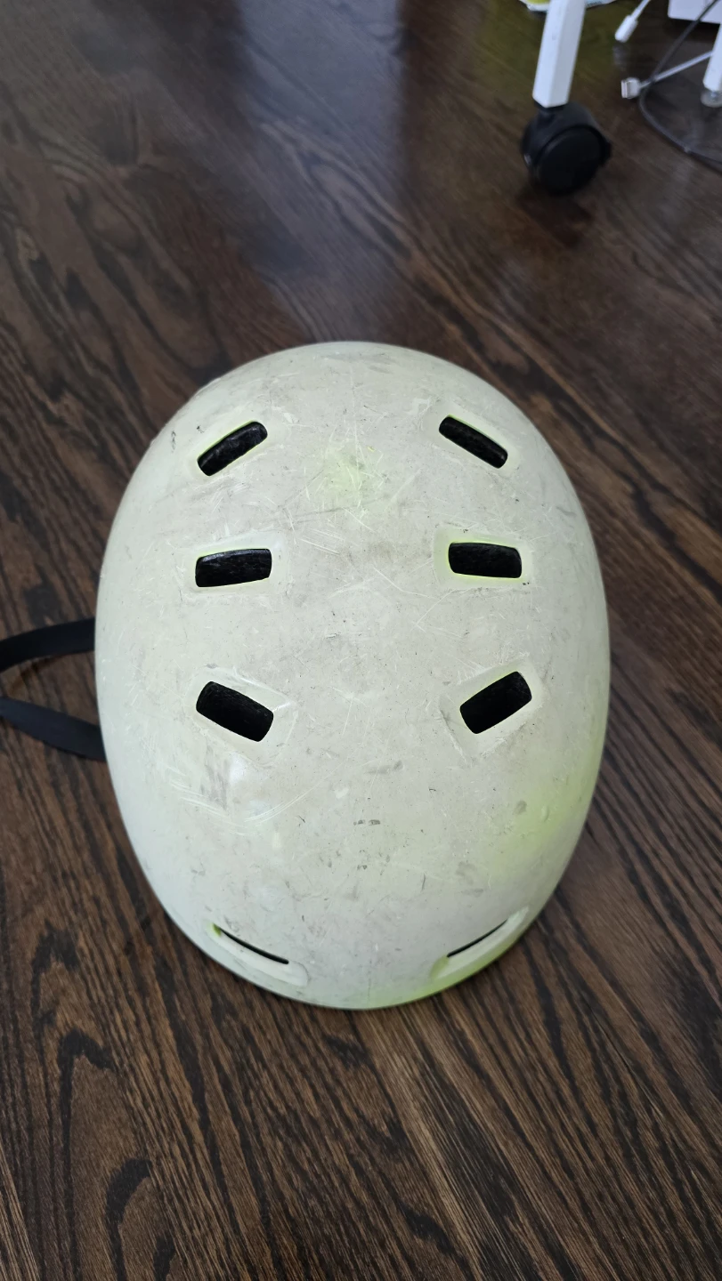 B'Twin bike Youth Helmet - photo 3
