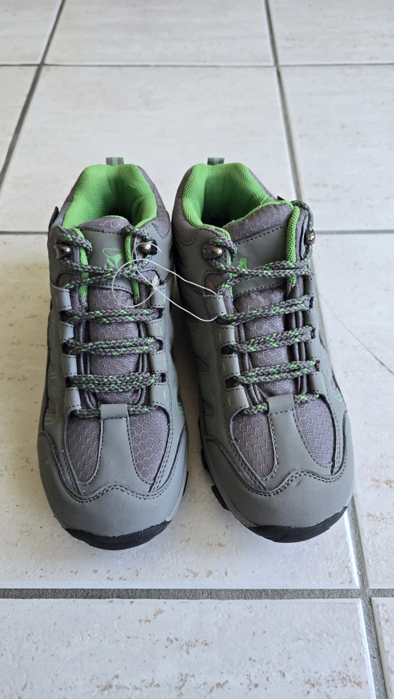 NEW Waterproof Hiking shoes - Youth Size 4.5 - photo 2