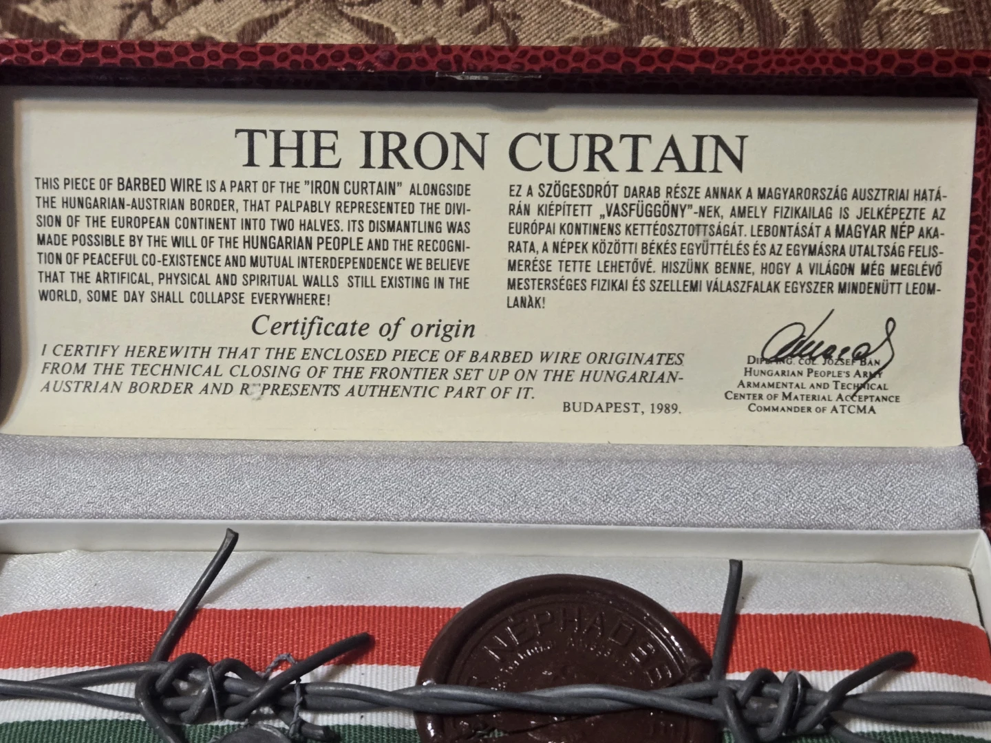 The Iron Curtain piece of barbed wire with certificate of origin - photo 3