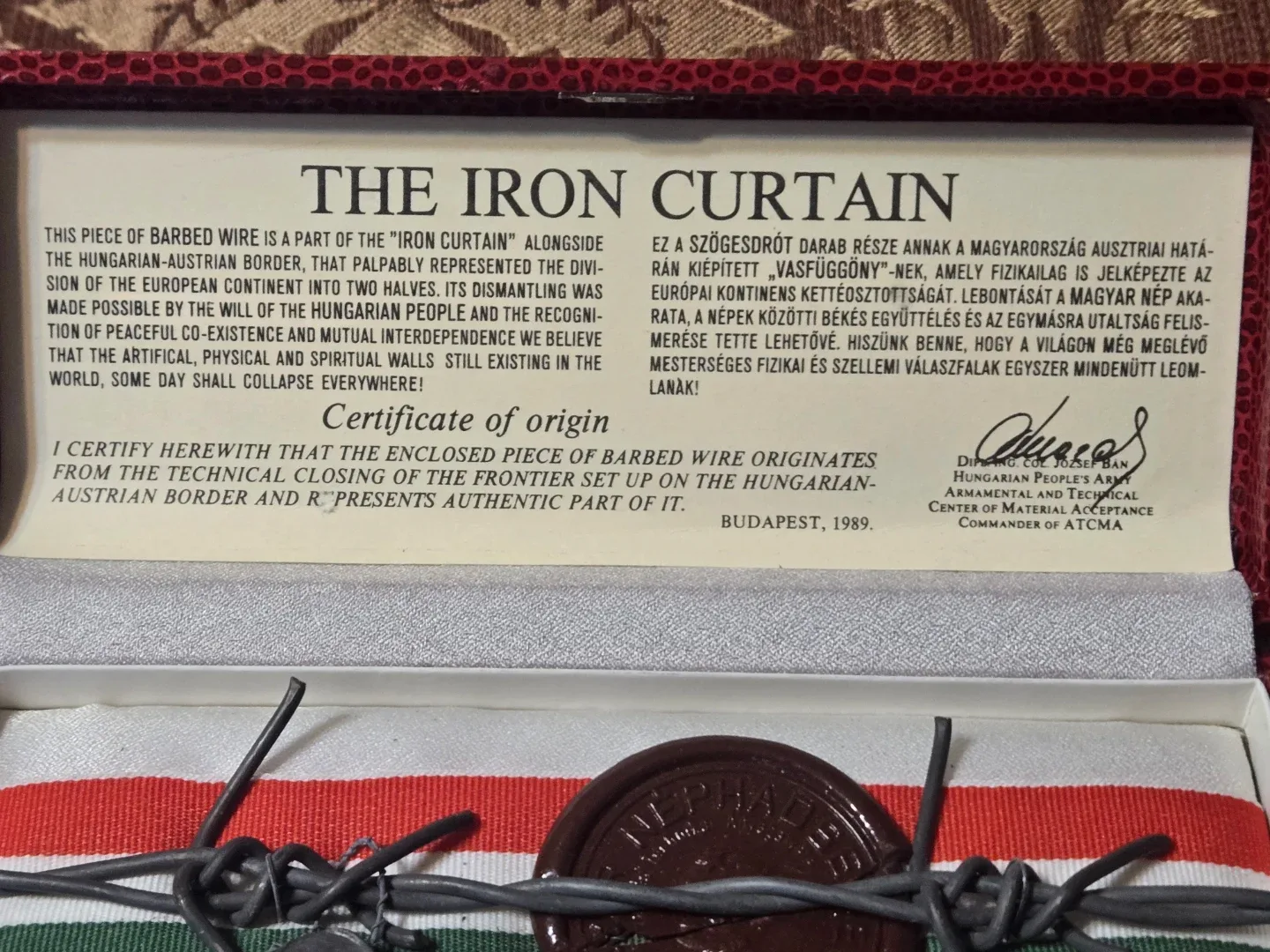 The Iron Curtain piece of barbed wire with certificate of origin - photo 3