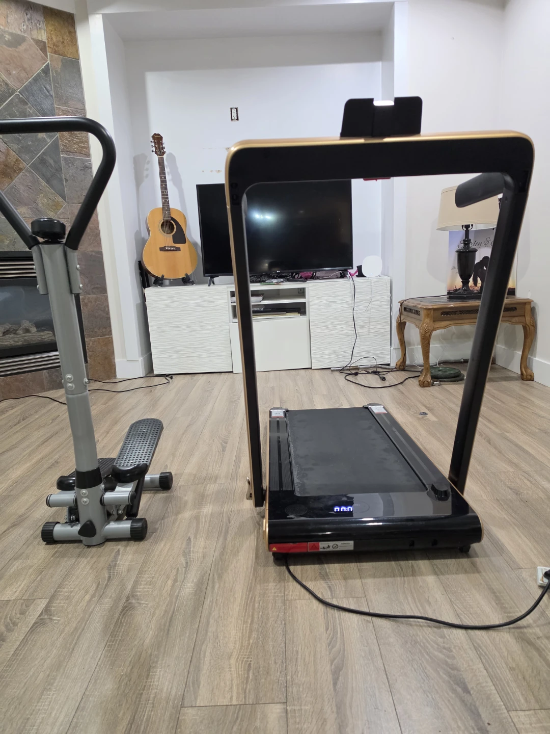SuperFit Folding Treadmill - Cheap for quick sale / Moving sale - photo 5