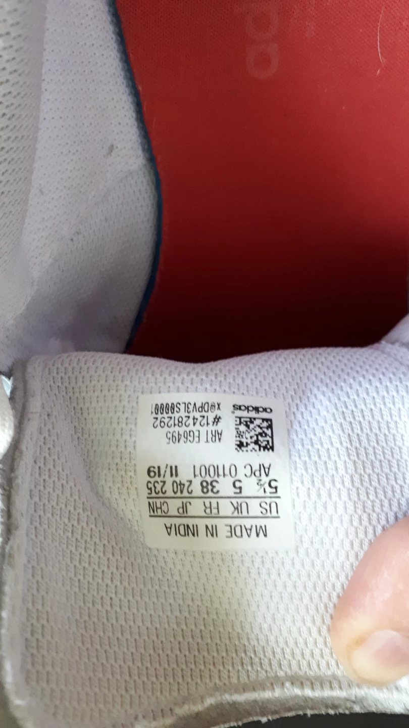 Adidas White Red Heart Sneakers Size 7.5 - photo 5