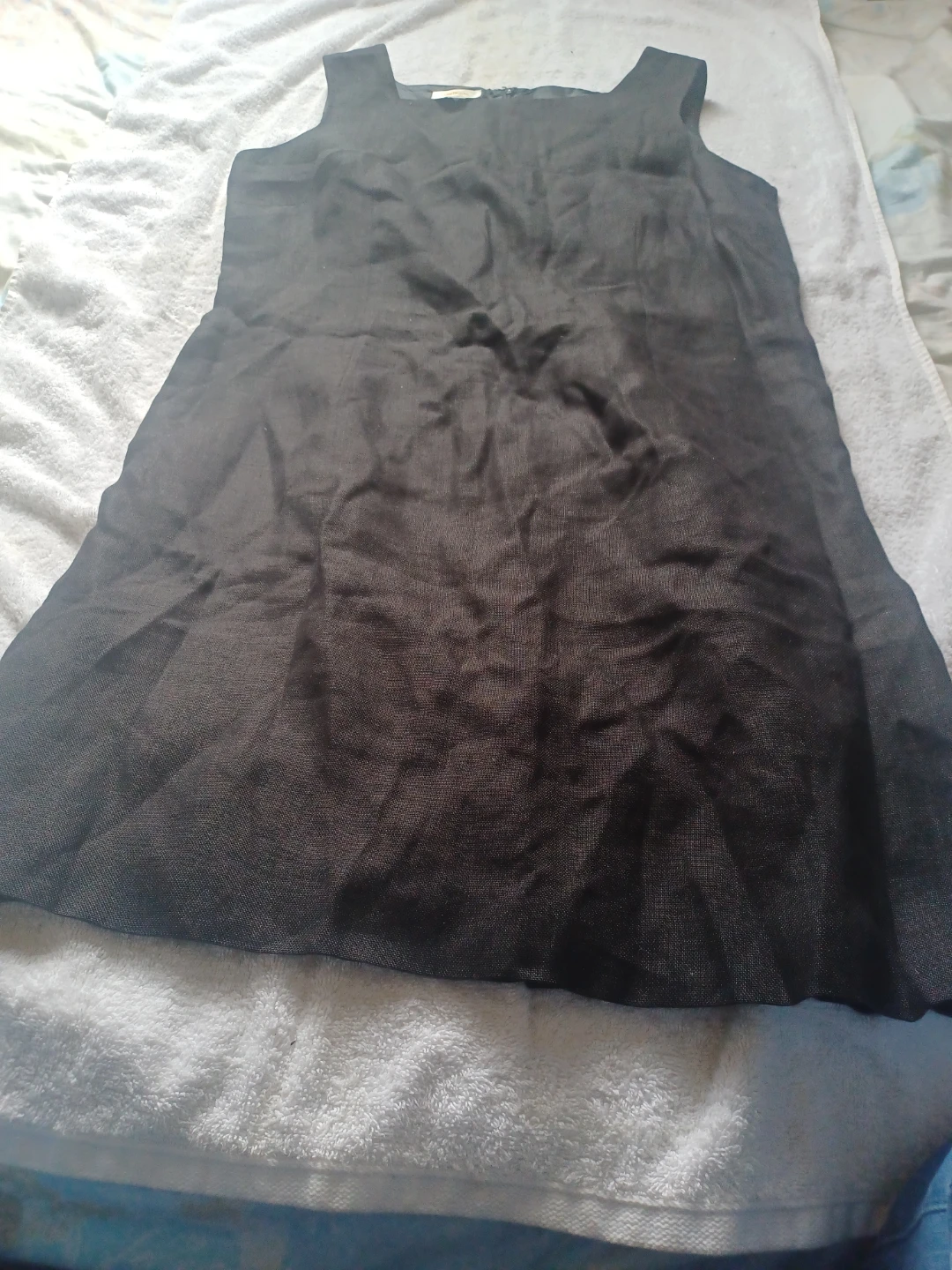 Black Sleeveless Dress