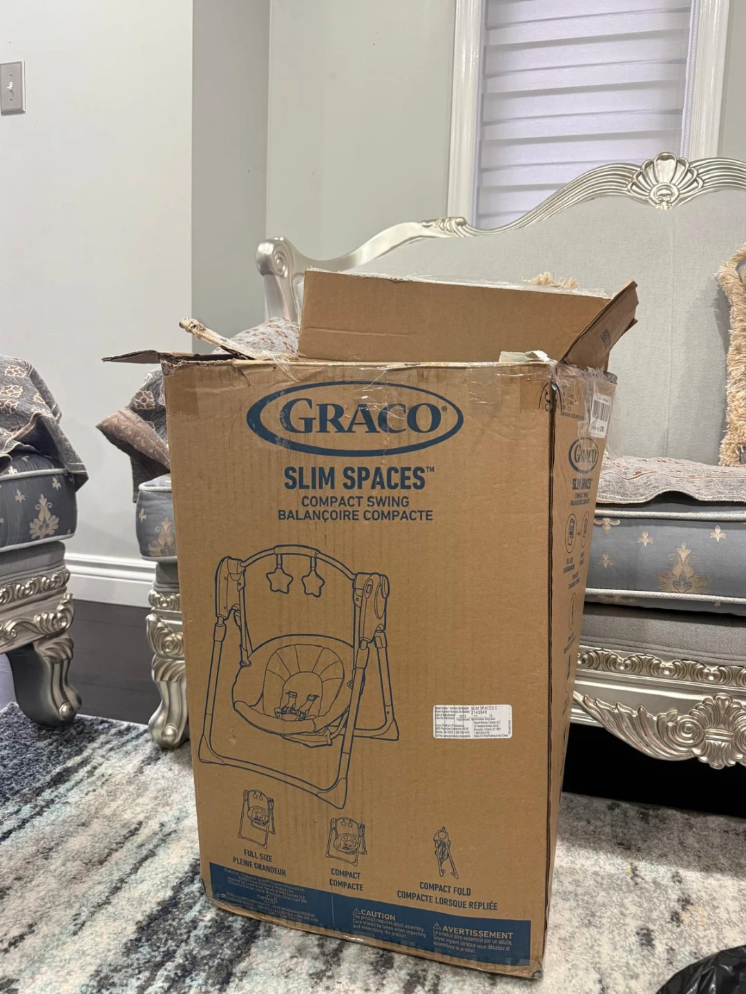 Graco Slim Spaces Compact Baby Swing