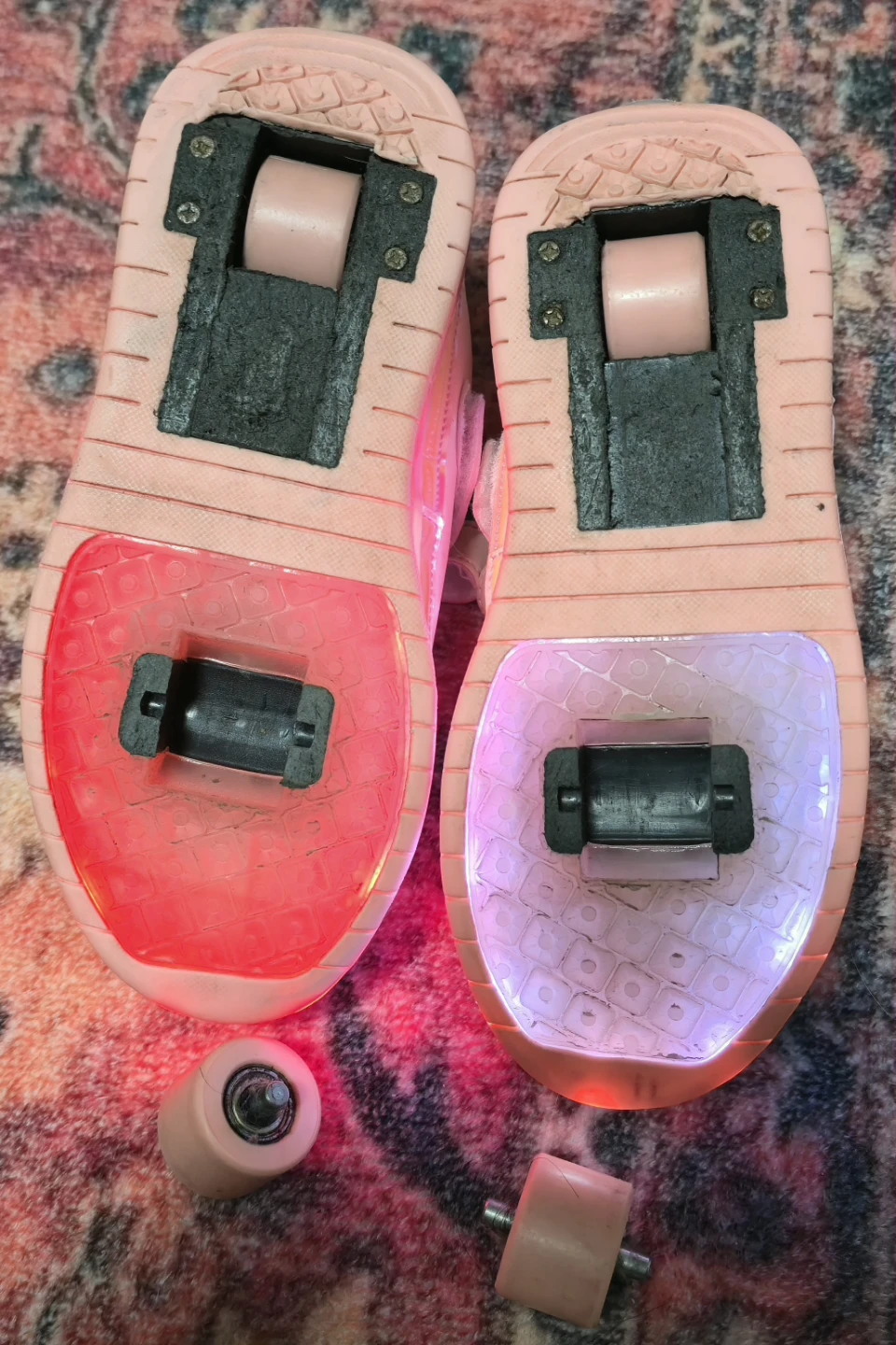 Roller Shoes with light size 34 - photo 4