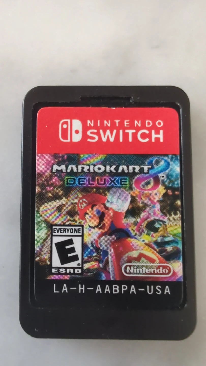 Nintendo Switch Mario Kart 8 Deluxe Game Cartridge