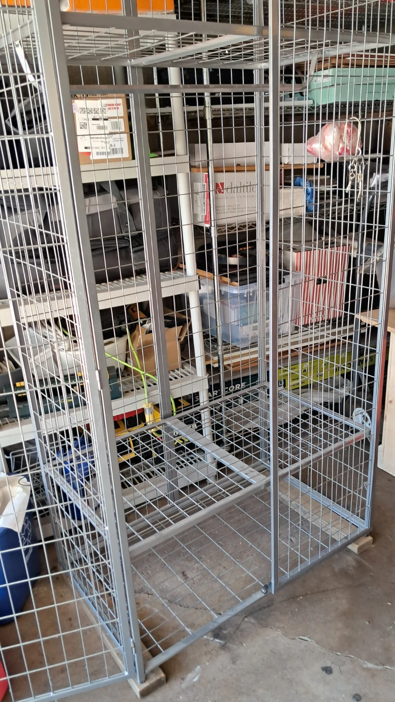 Wire Shelving Unit