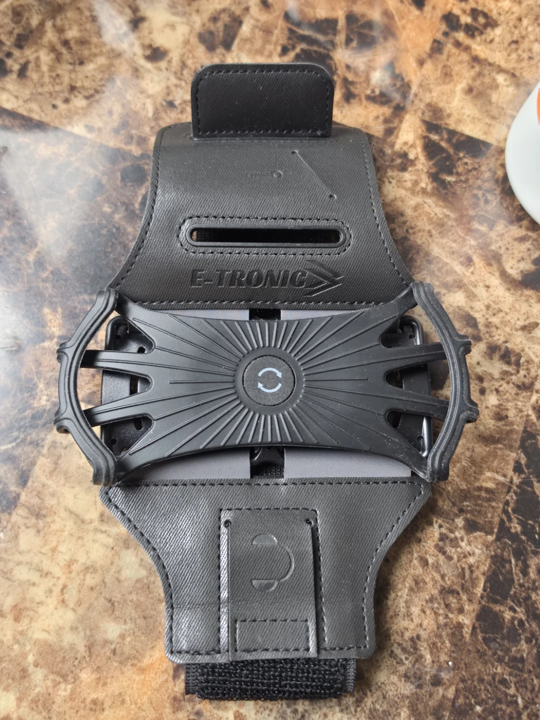 Like New Wristband Phone Holder for Running, 360 Degree