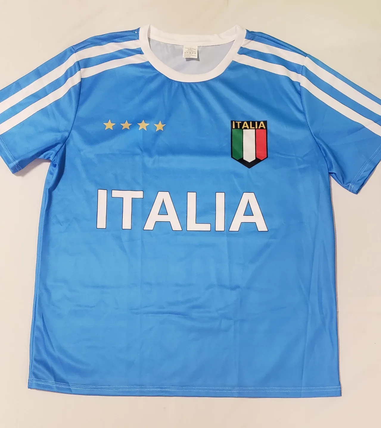 Brand new ITALIA soccer jerseys in size XXL