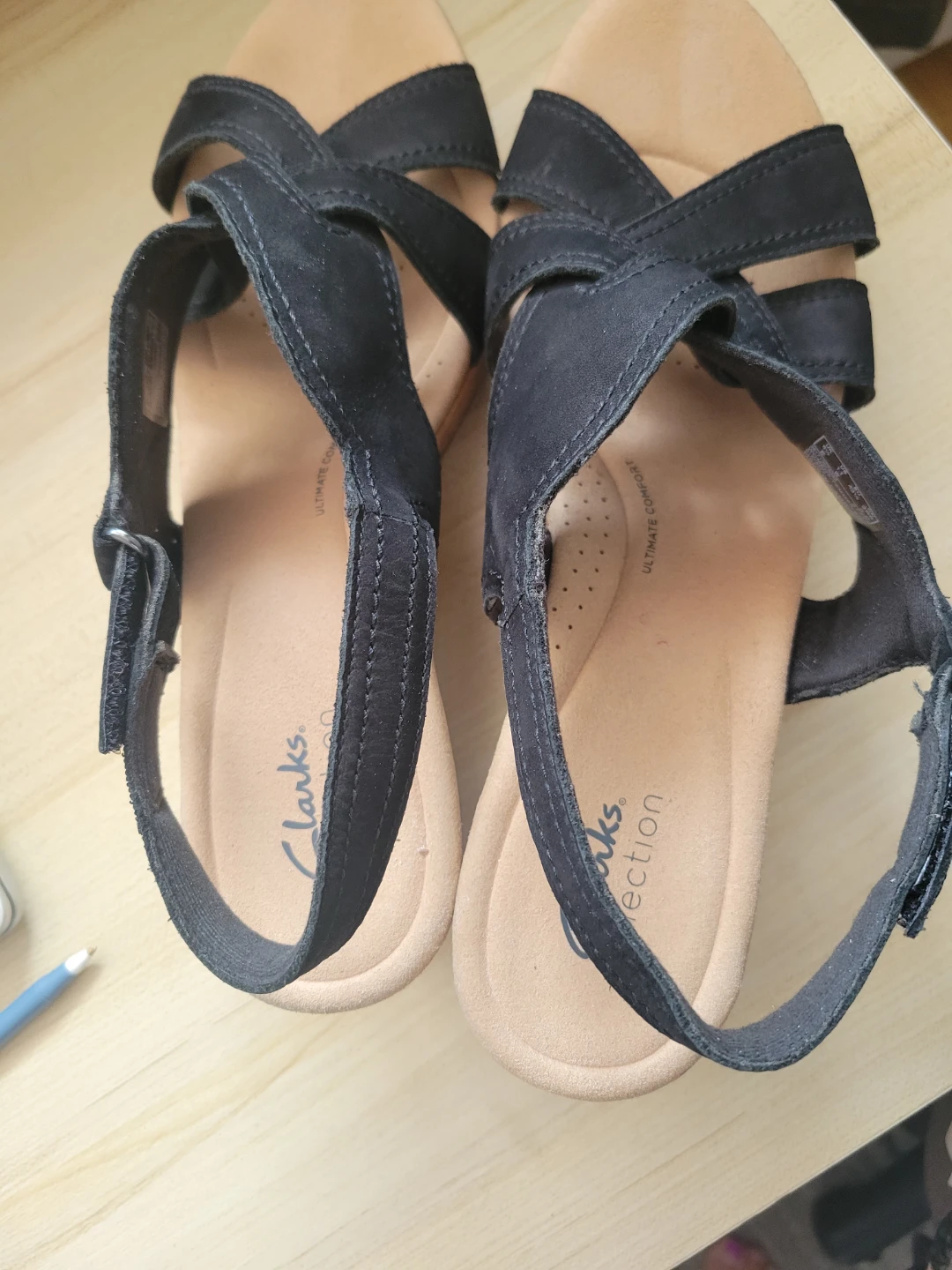 Clarks Black Wedge Sandals Size 11 women's