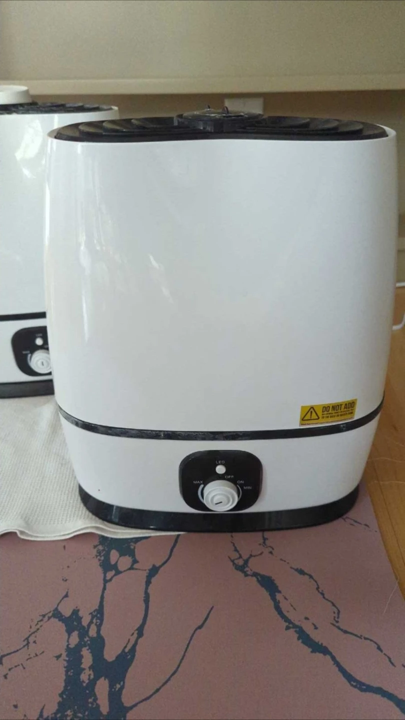 Two Everlasting Comfort Cool Mist Humidifiers