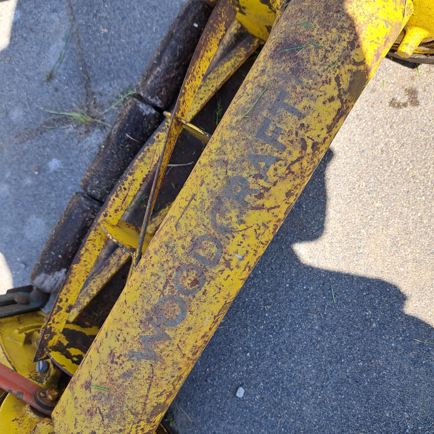 Qualcast Hand Mower - photo 3