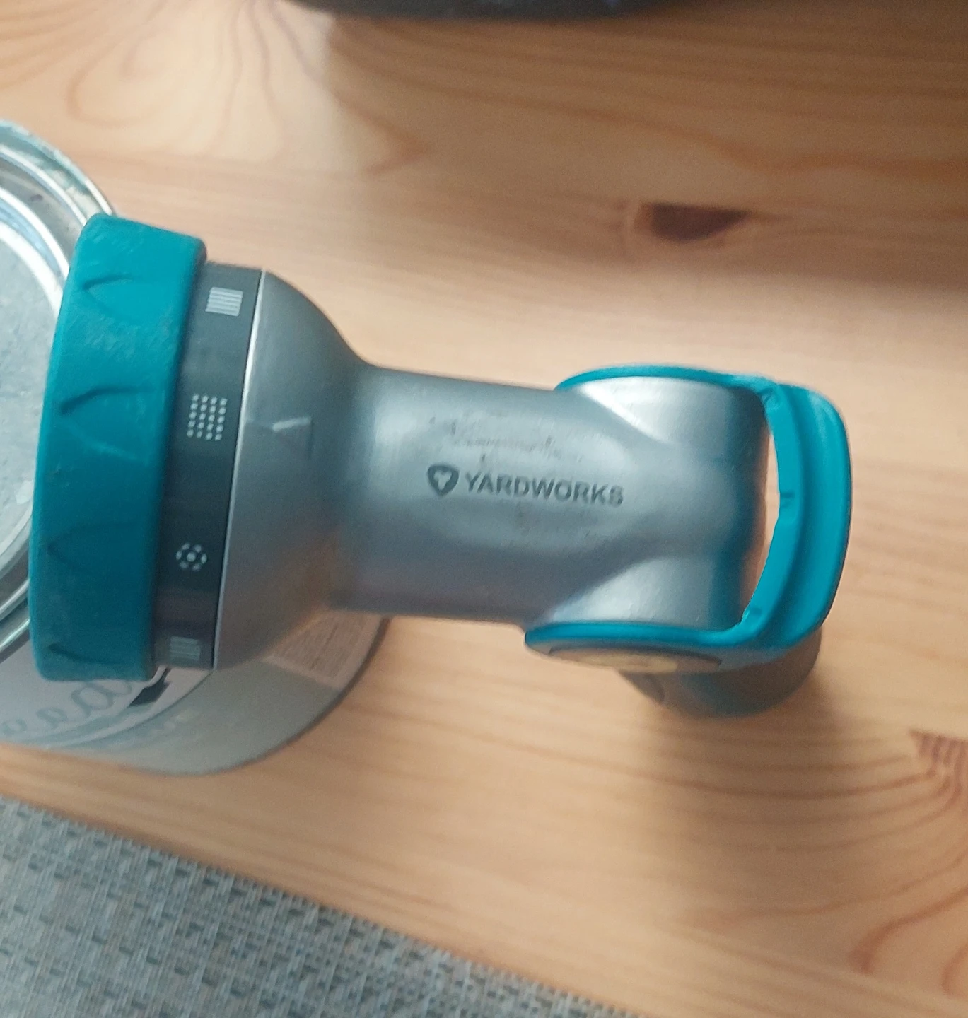 YARDWORKS 7-Pattern Garden Hose Nozzle - photo 2