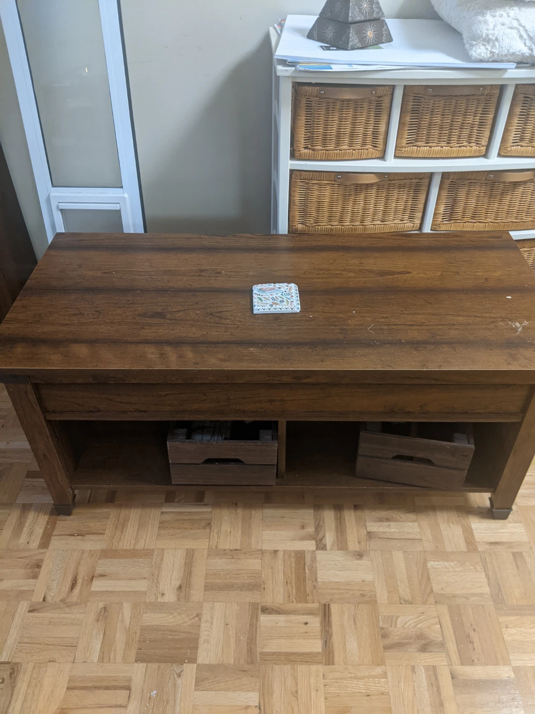 Wooden Lift-Top Coffee Table