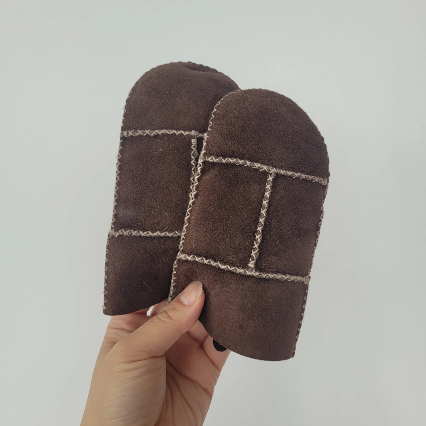 Brown Sheepskin Mittens - photo 2