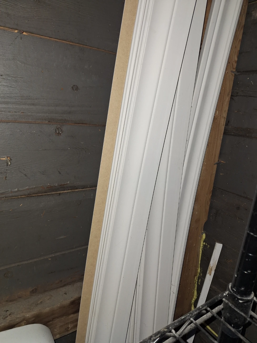 White Crown Moulding Trim Pieces