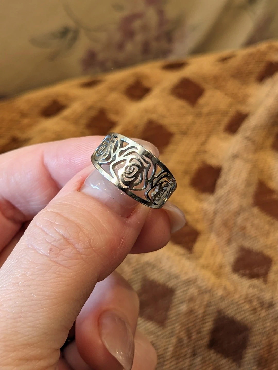 Size 6.5 Rose Cut-Out Band Ring