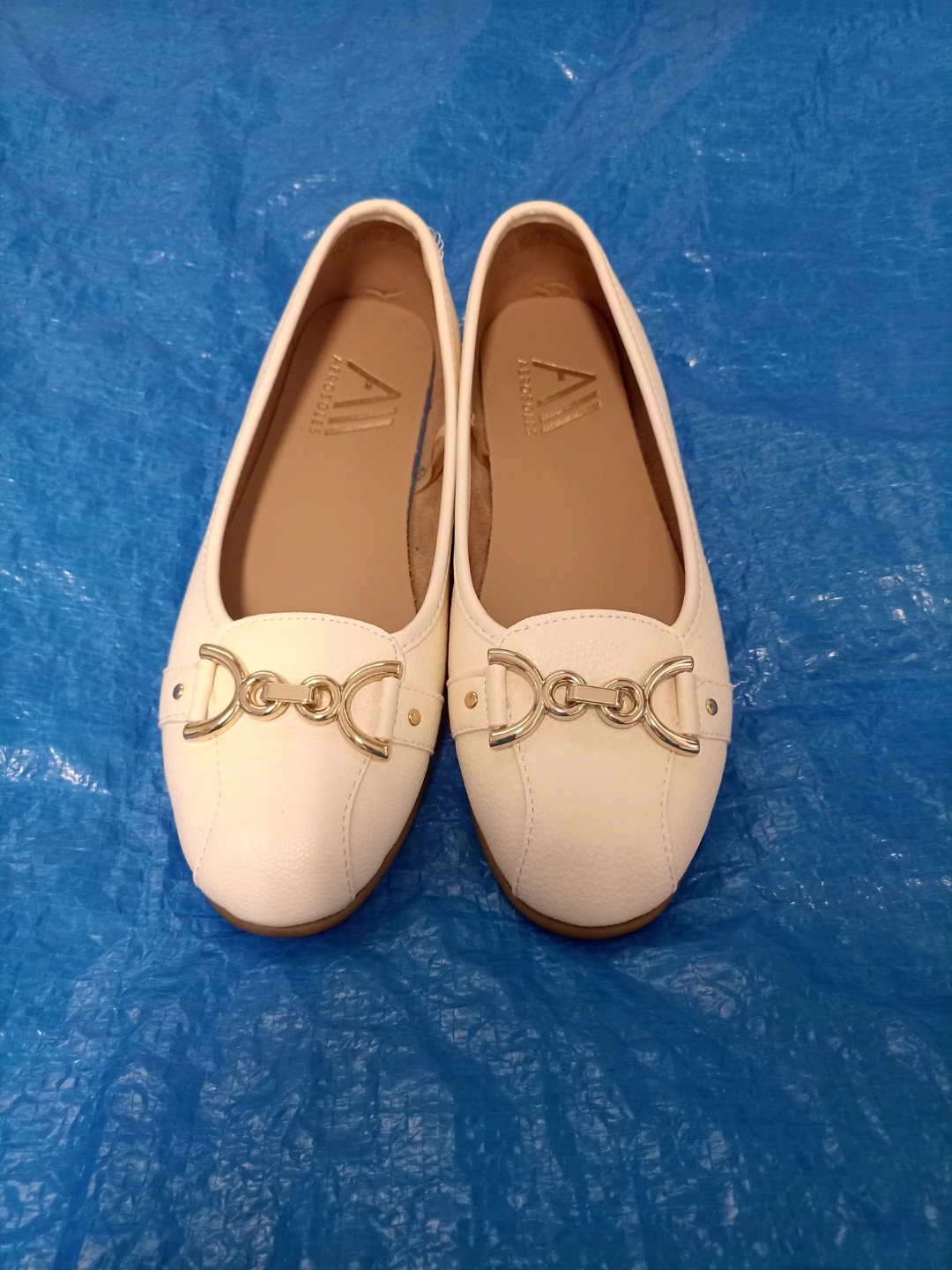 Aerosoles Women's White Ballet Flats Size 8