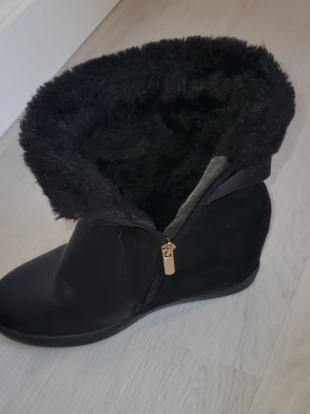 R&B Black Wedge Ankle Boots with Fur Trim - photo 3