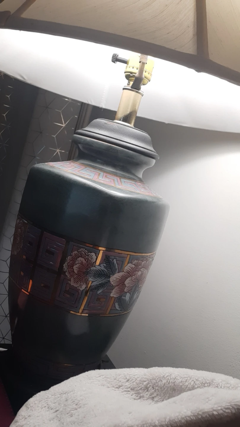 Vintage Ceramic Table Lamp with Floral Design - photo 2