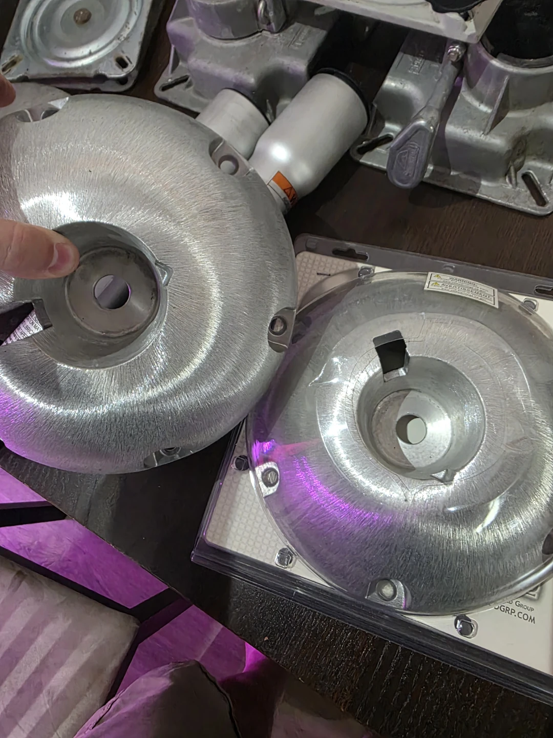Boat seat parts and small motor kicker hardware - photo 2