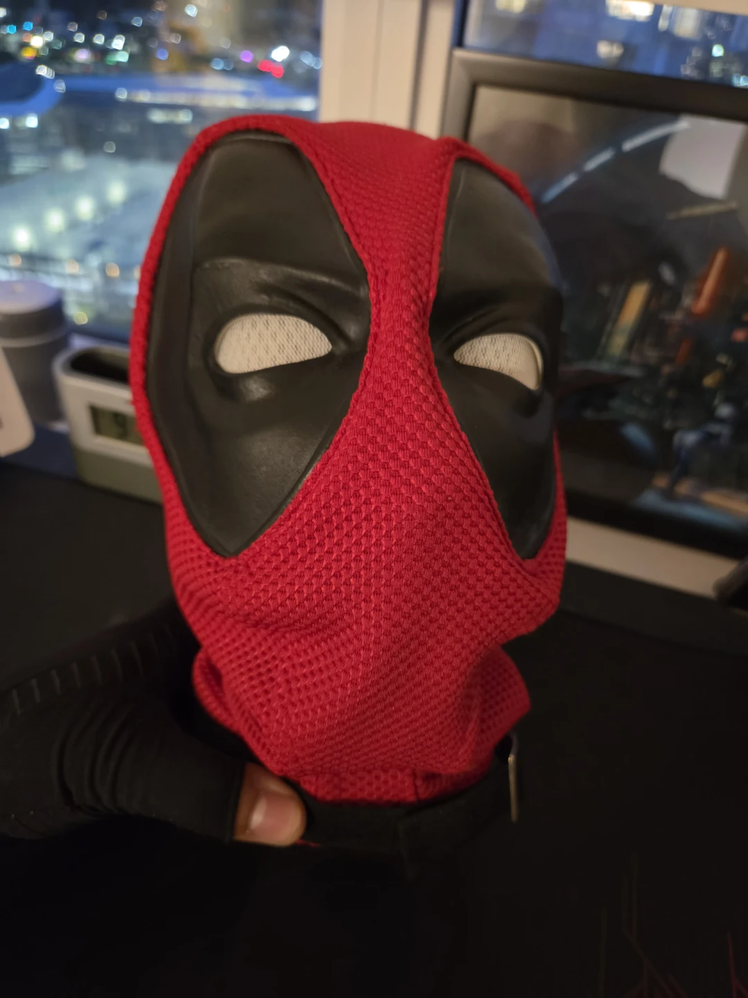 Deadpool Mask and Chin Guard - photo 3
