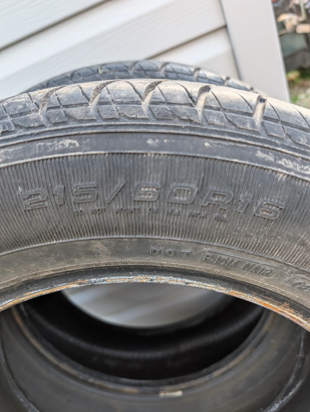 4 All Season Tires 215 60 R16 For Sale - photo 2