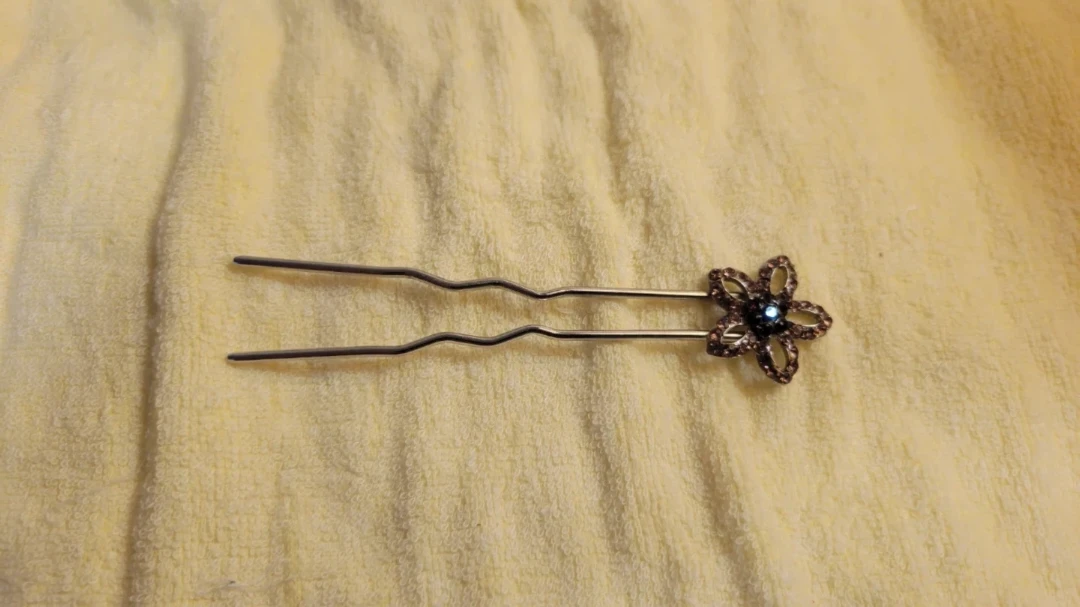 Rhinestone Flower Hair Pin - photo 4