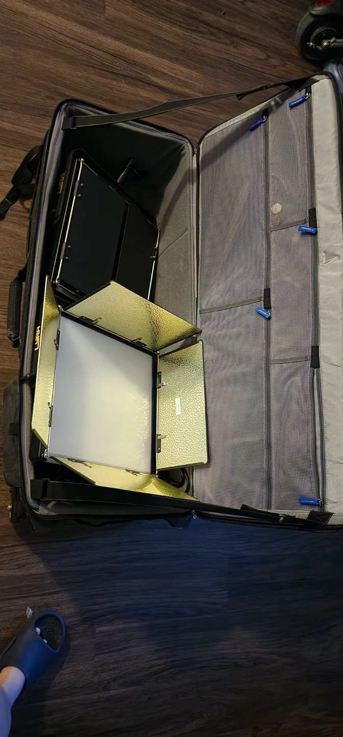 3 point Ikan Lyra one set with luggage etc - photo 2