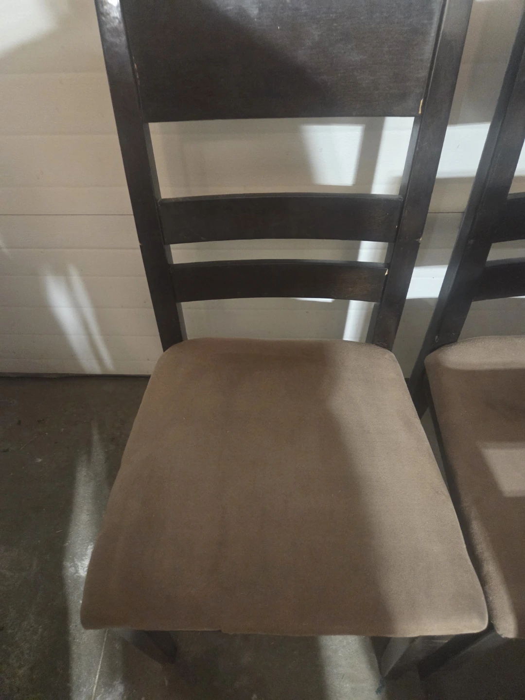 Solid wood dining chairs. - photo 2