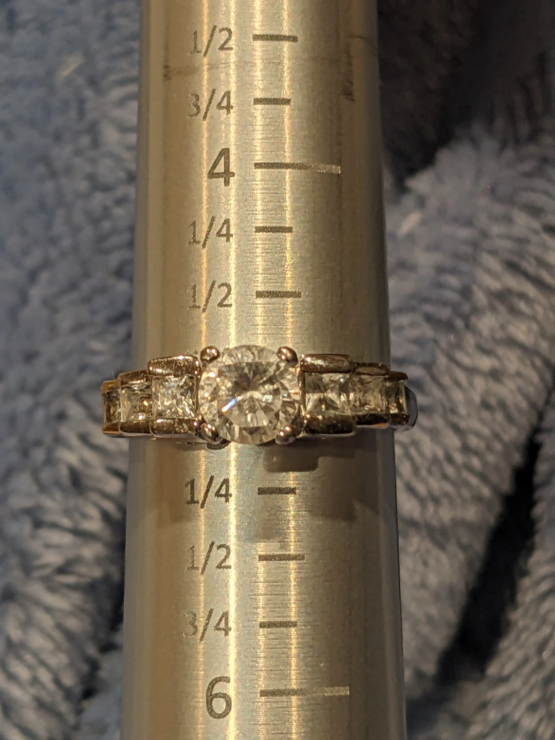 Sterling Silver and Cubic Zirconia Ring - photo 3