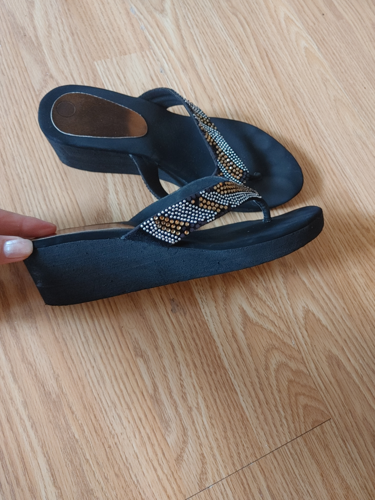 Black Wedge Flip Flops with Rhinestones size 9 - photo 2
