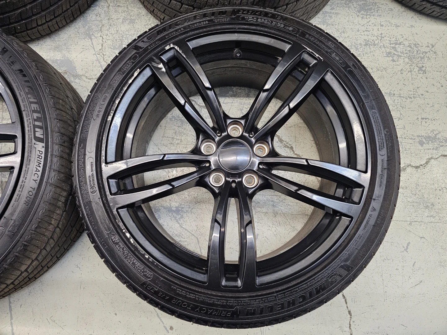 245/40 R19 ALL SEASON TIRES ON ALLOY RIMS - photo 4