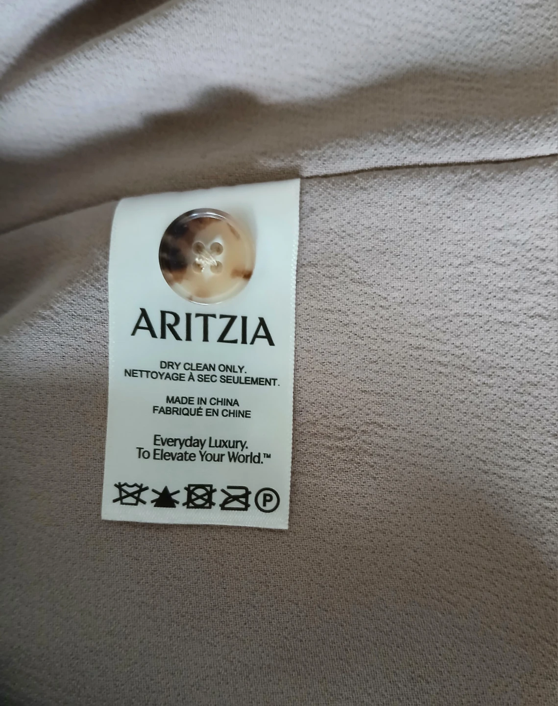 Aritzia vest - photo 3