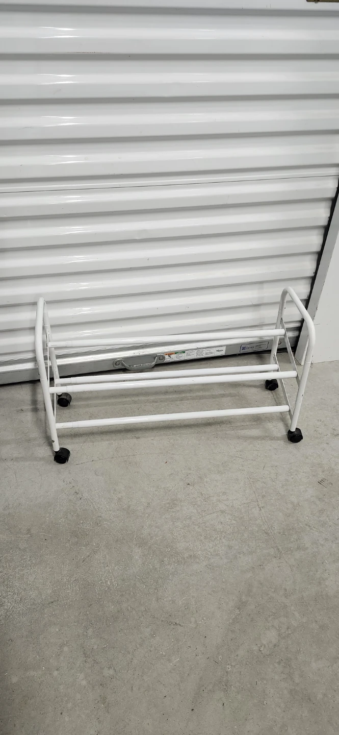 Expensive steel shoes rack with wheels