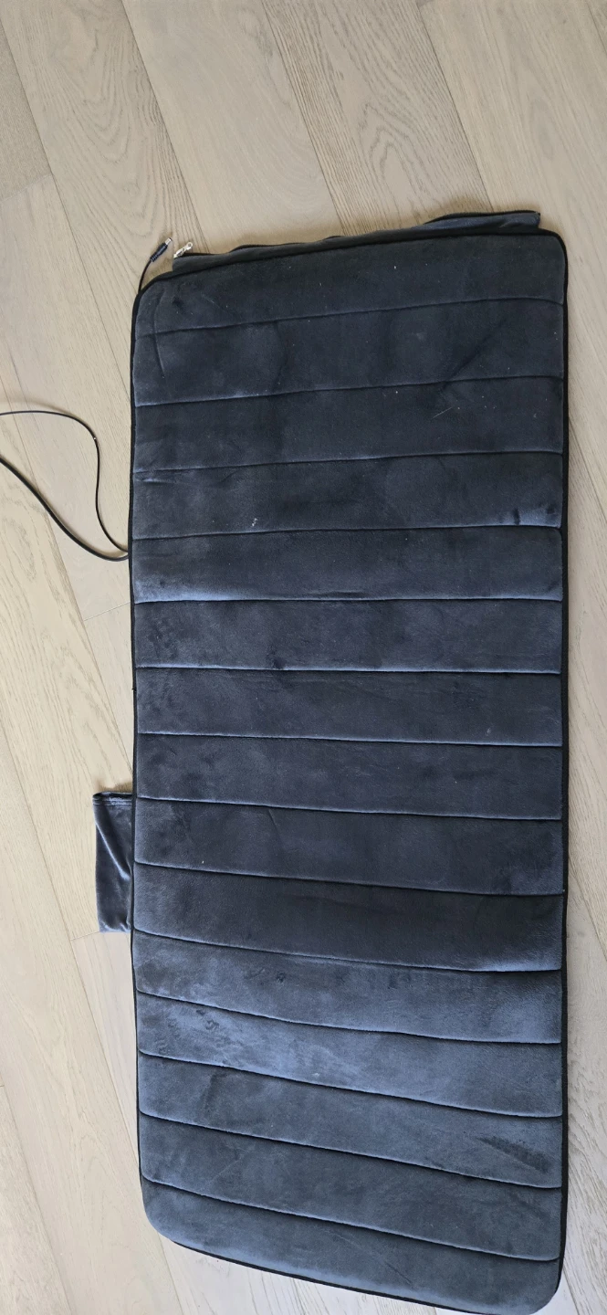 Body massager with heat and vibration