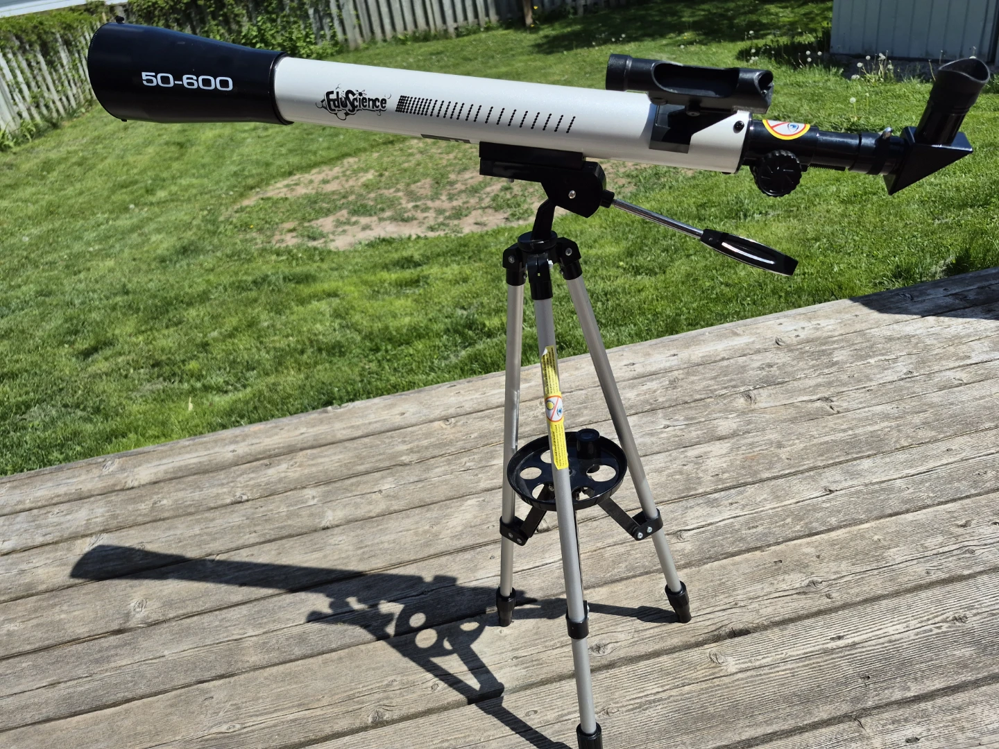EduScience 50-600 Telescope with adjustable Tripod