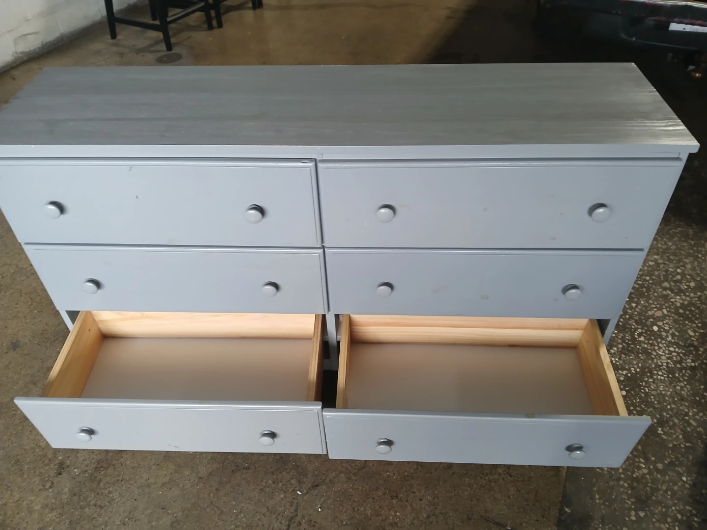 Dresser