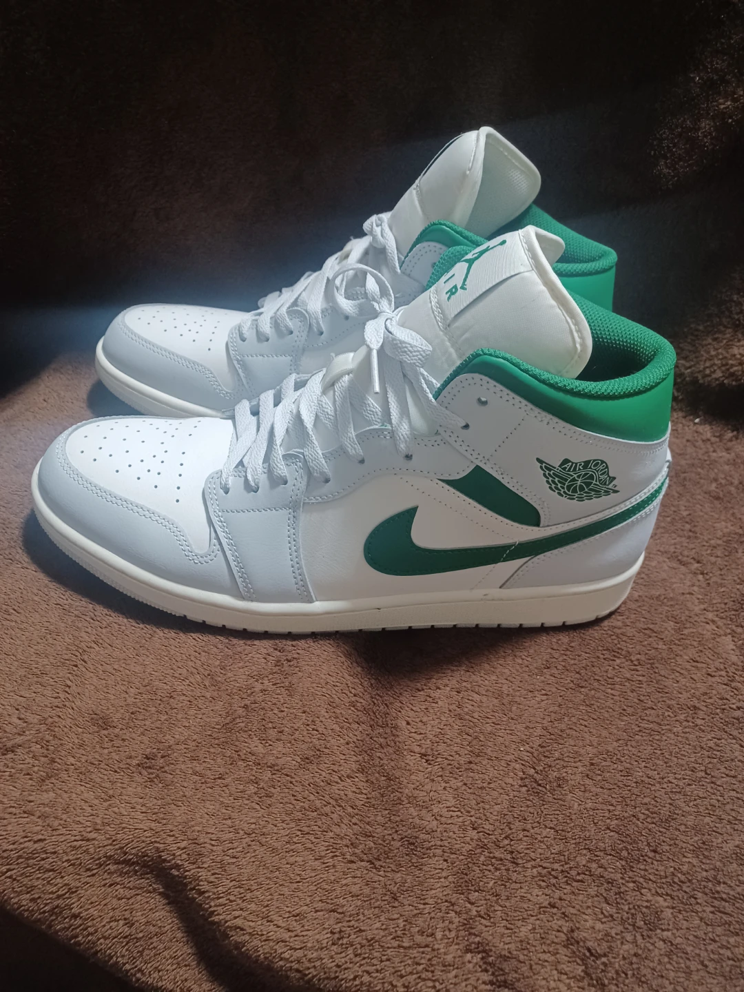Jordan 1 mid lucky green size 13