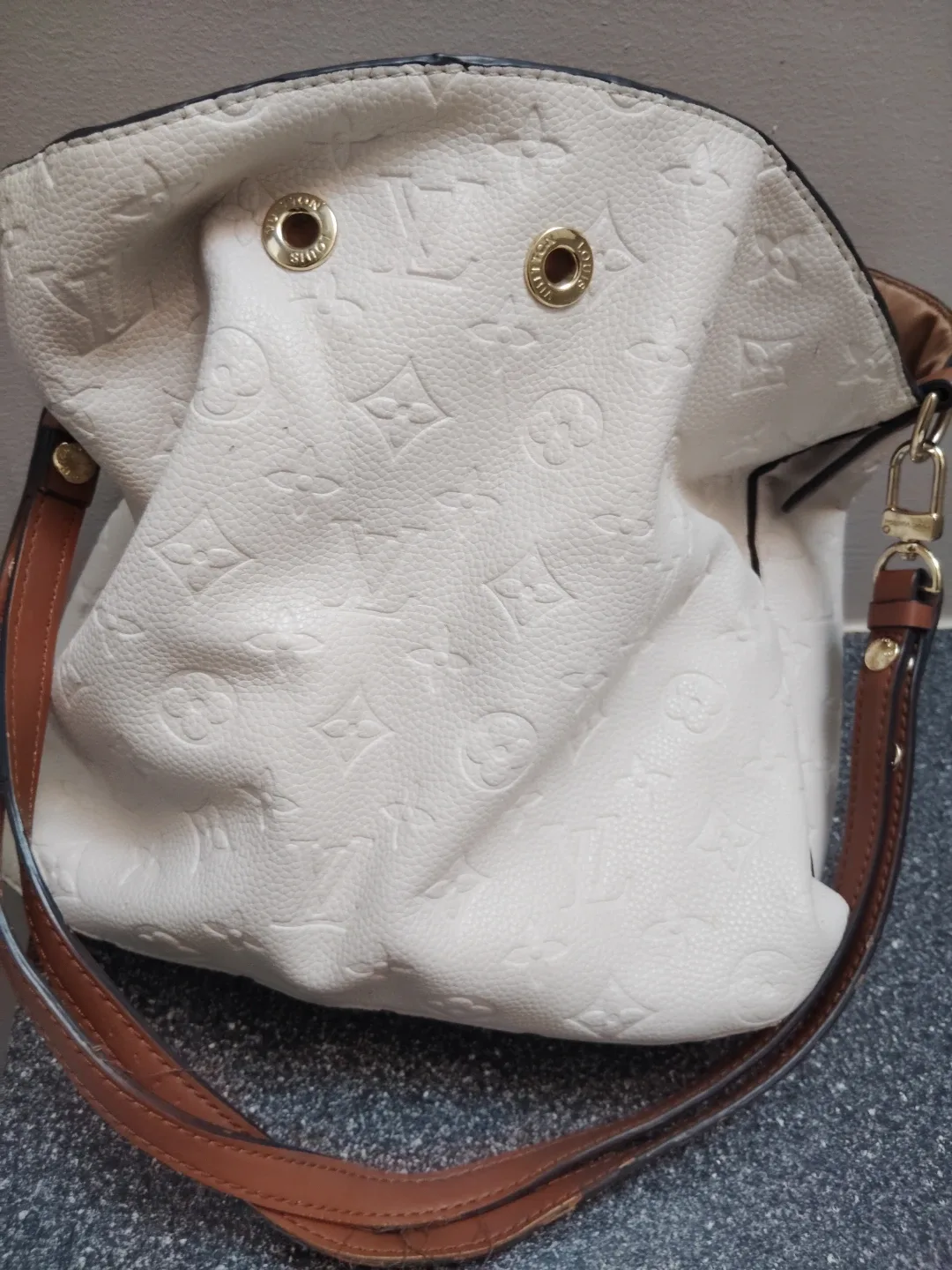 Luis Vuitton Bag - photo 4