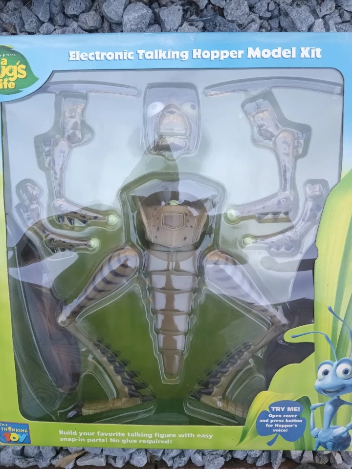 Disney Pixar A Bug's Life Electronic Talking Hopper Model Kit - photo 3