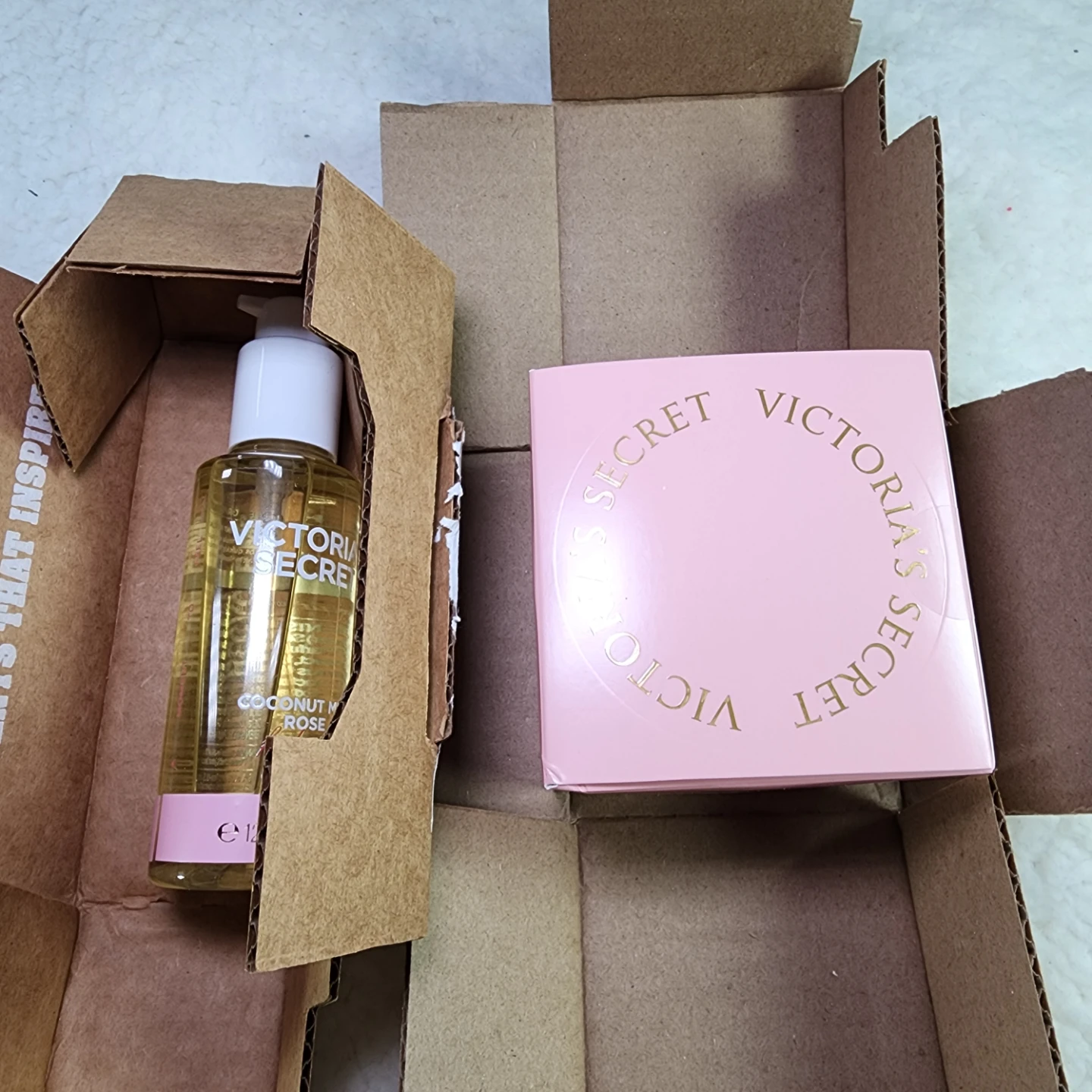 Victoria's Secret Coconut Milk Rose Whipped Body Scrub and Oil - photo 4
