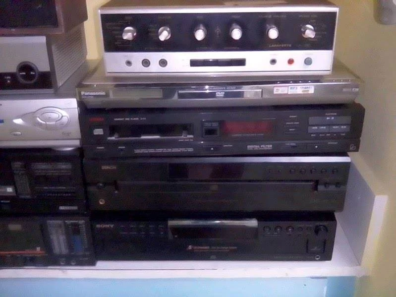 FREE VINTAGE ELECTRONICS EVERYTHING MUST GO NO CHERRY PICKING! - photo 3