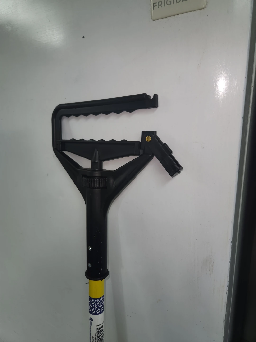 Mop Handle Clip