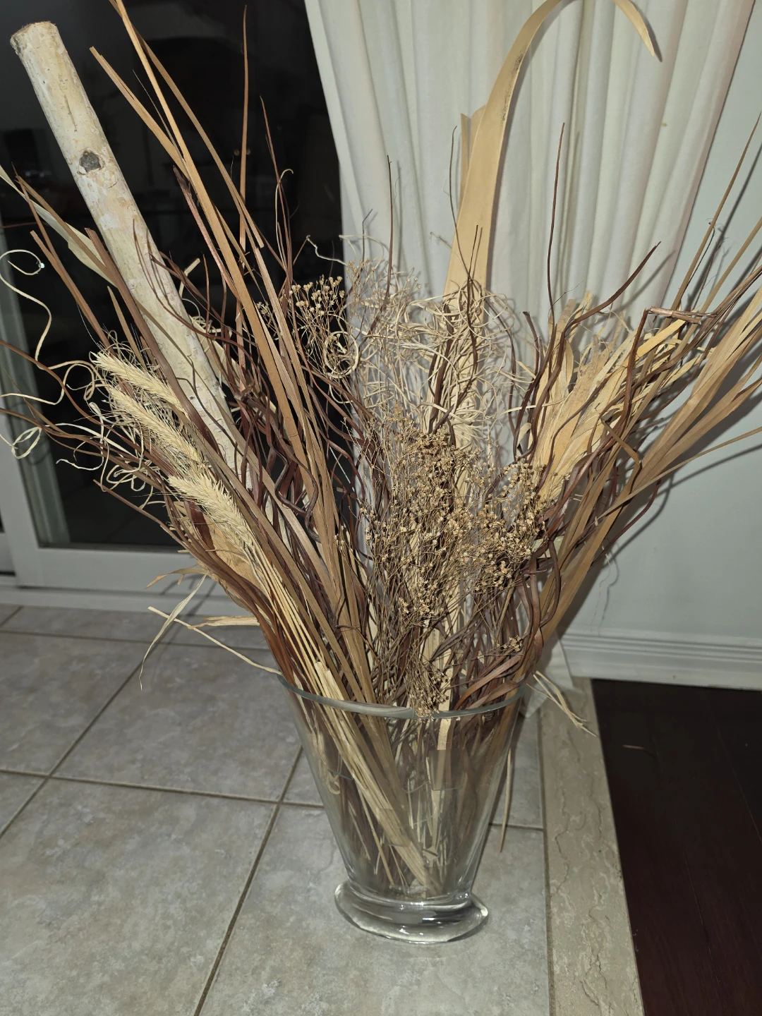 Dried Floral Arrangement in Glass Vase - photo 2
