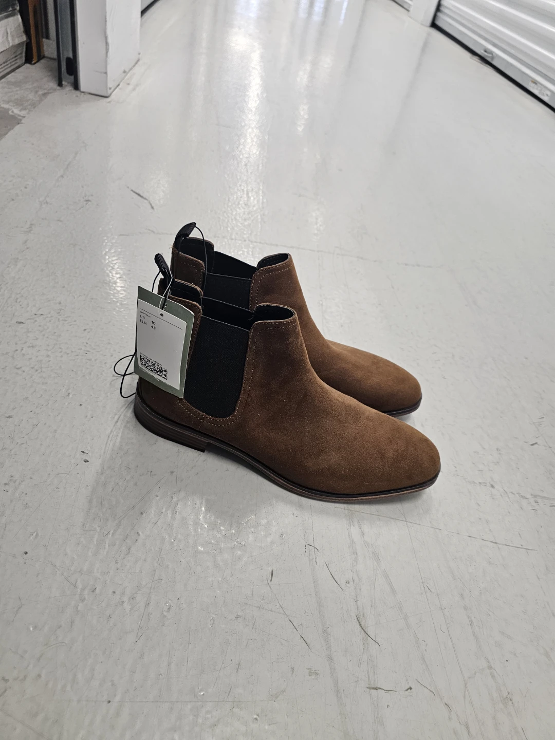 H&M Suede Chelsea Boots - US 10 / EUR 43 - photo 2