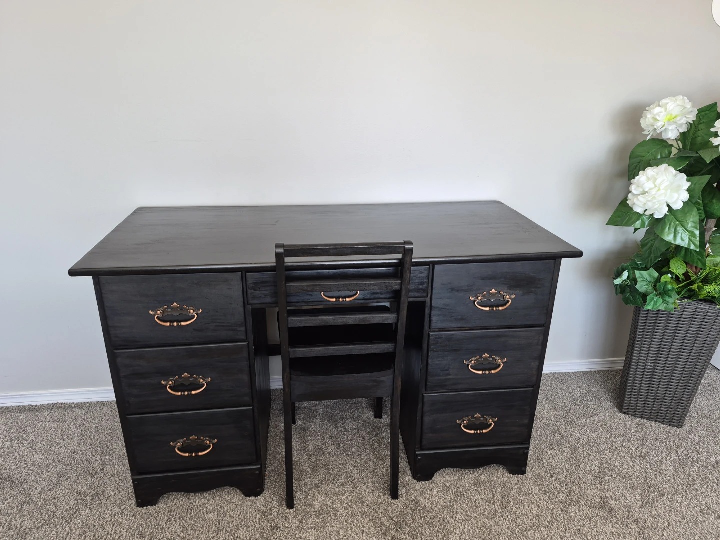 Solid wood desk Antique look