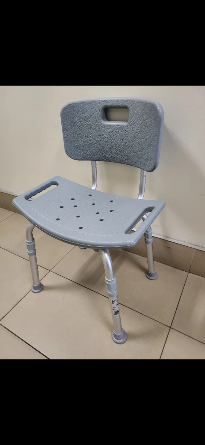 🚿 Drive Medical Shower Chair with Backrest –Grey Color, Like New